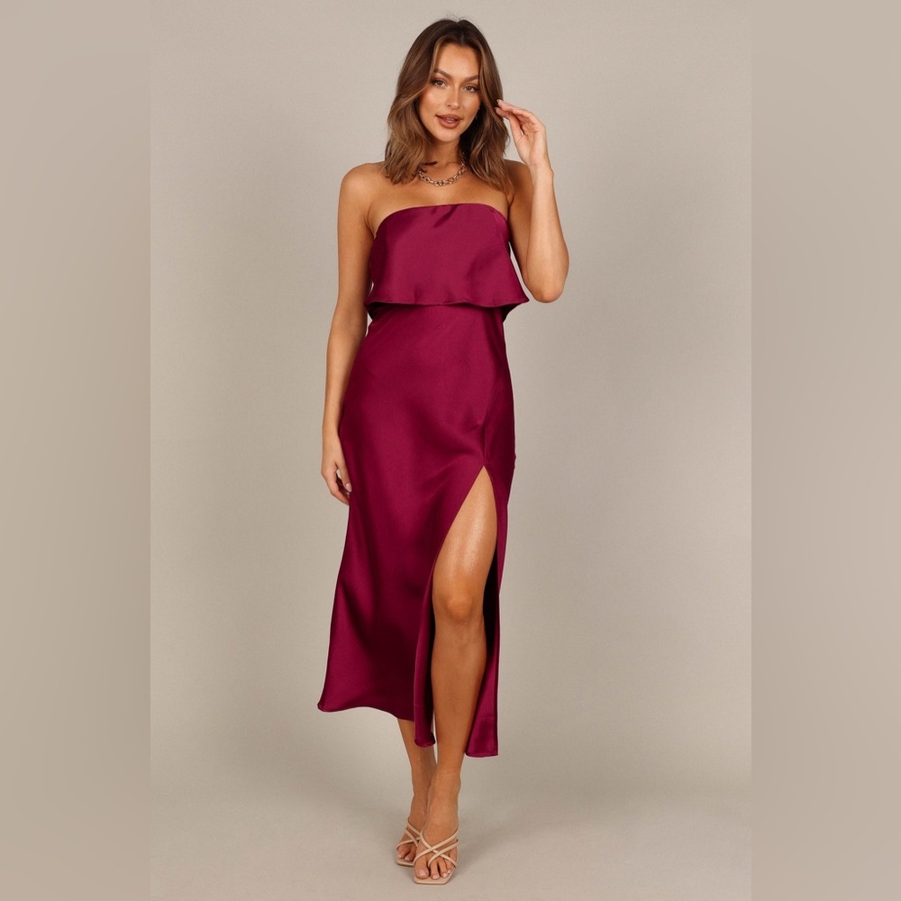 NWT Petal & Pup Vienna Strapless Midi Dress, Berry, Women’s Size Large - Picture 2 of 16